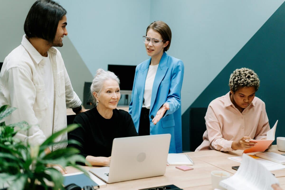 Les meilleures pratiques pour favoriser l’inclusion au travail.